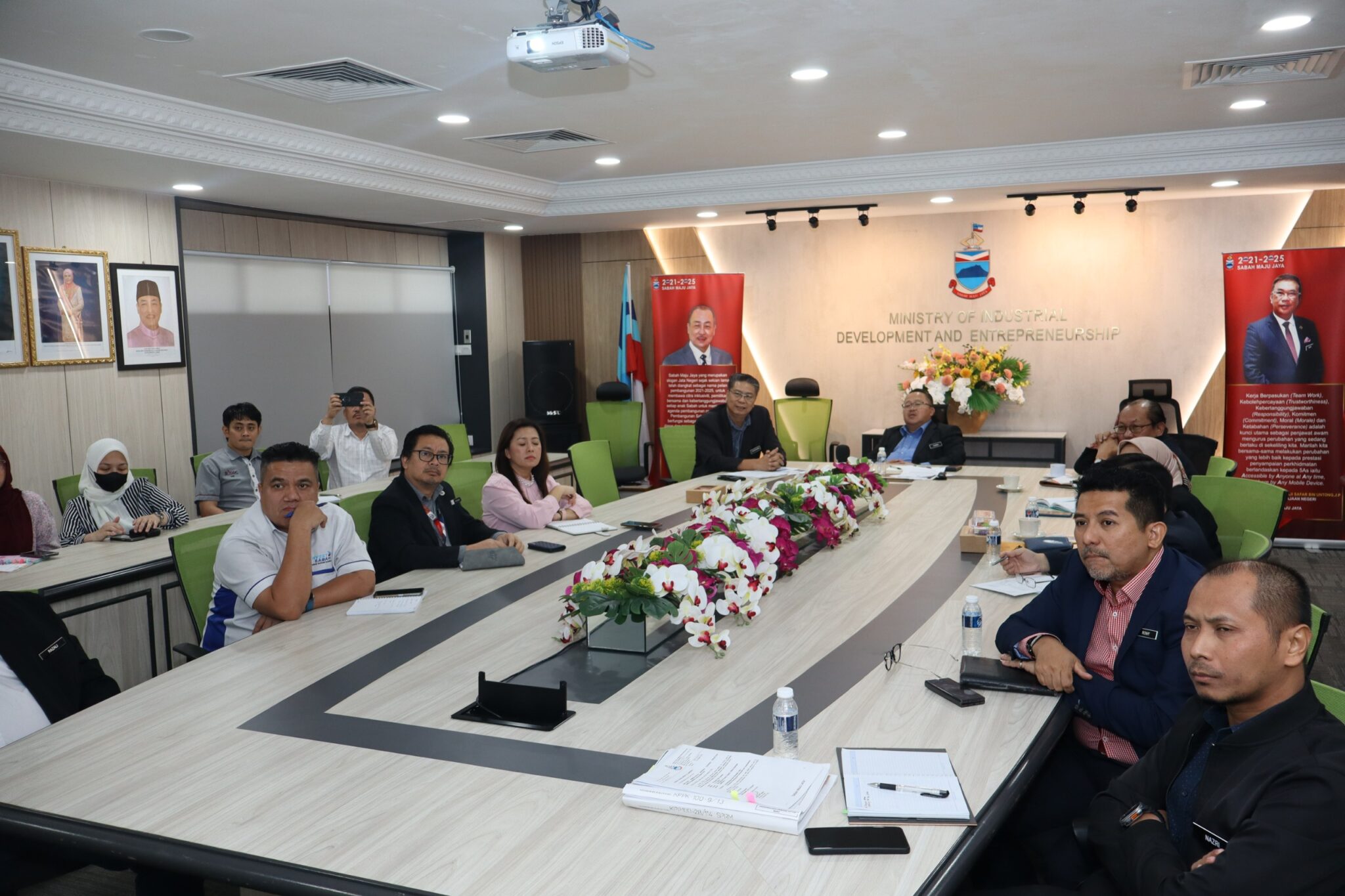Taklimat garis panduan pemberian dan penerimaan sumbangan/hadiah