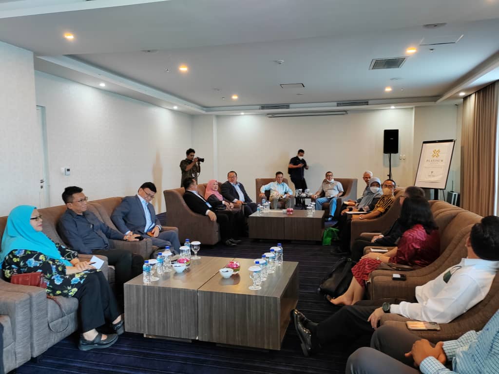 Misi Pelaburan dan Perdagangan Kementerian Pembangunan Perindustrian ke Kalimantan, Indonesia