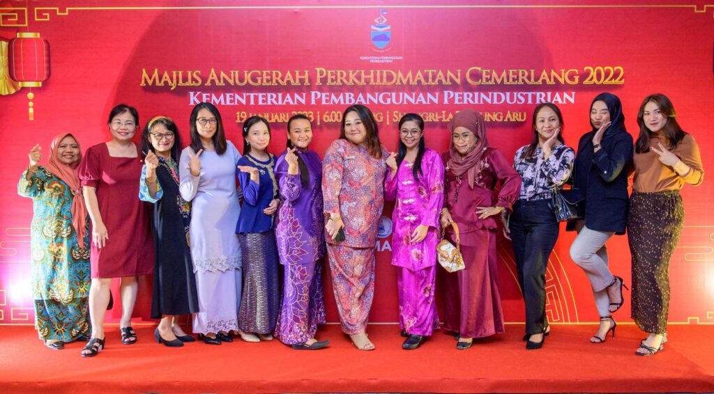 Majlis Anugerah Perkhidmatan Cemerlang Kementerian Pembangunan Perindustrian Tahun 2022